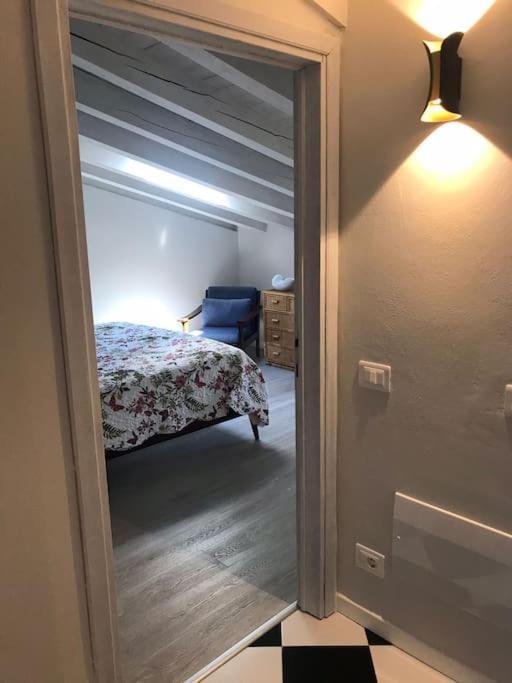 Garda Lake Attic Montinelle Екстериор снимка