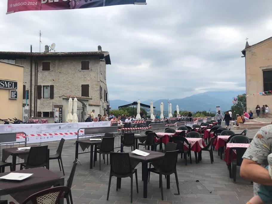 Garda Lake Attic Montinelle Екстериор снимка